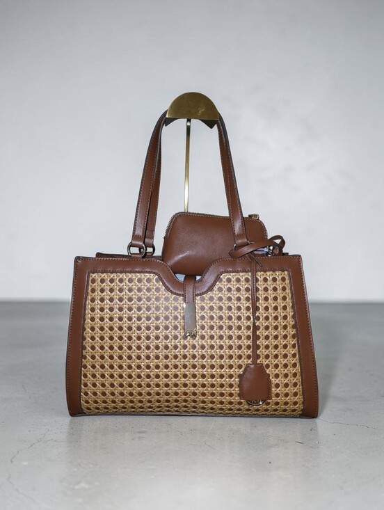 Anne Klein Handbags - NWT ANNE KLIEN Women’s Brown Woven Tote Bag with Leather Trim & CHANGE PURSRE